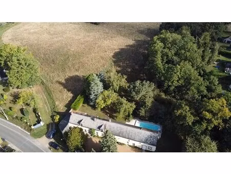 fermette de charme sur 17 000m² de jardin