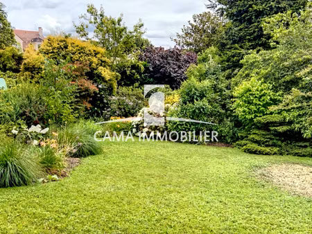 superbe maison ancienne en centre ville à 5mn à pied de la g