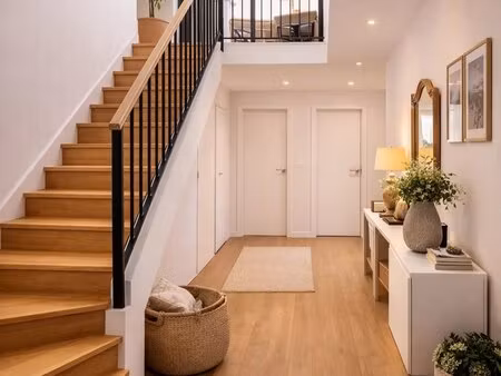 duplex familial 5 pièces – terrasse – 2 parkings – emplacement privilégié