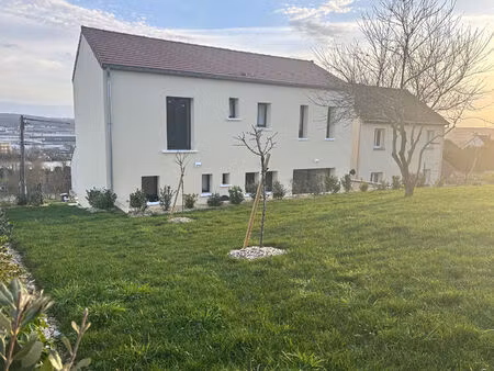 maison juziers 8 pièce(s) 195 m2