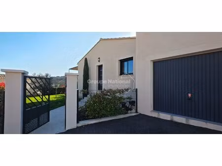 maison de plain pied 90m²  piscine et garage