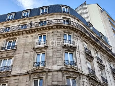 mouton duvernet 4 pièces de 85m² avec 8 m² de balcon et cave vendu loué (bail nu 6 ans) .