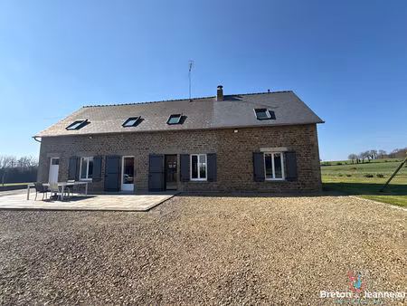 longère en pierres rénovée sans voisins à larchamp