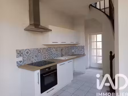 maison de village à arçay (86200)