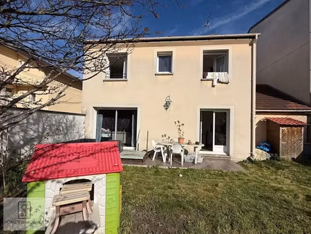 vente appartement 3 pièces 70.2 m² à les pavillons-sous-bois (93320)  205 000 €