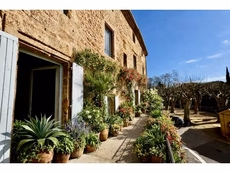 charme  patrimoine  belle terrasse