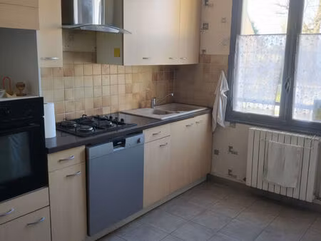 maison - secteur sud - garage - jardin - 3 chambres