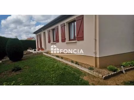 plain pied 3 chambres séjour salon  cuisine  garage  terrain