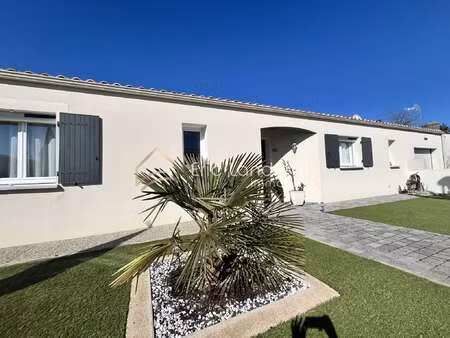 vente maison au girouard (85150) : à vendre / 107m² le girouard