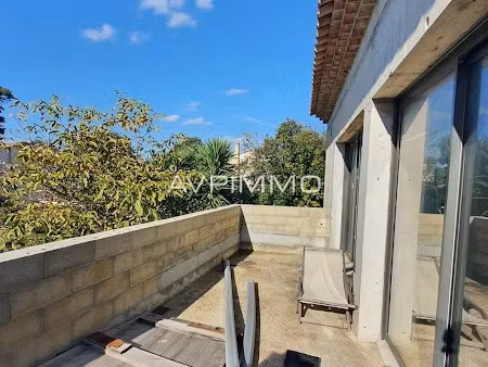 vente appartement 3 pièces 70 m² à saint-cyr-sur-mer (83270)  345 000 €