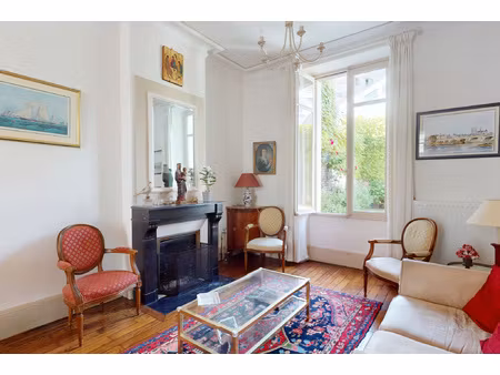 quartier dunois-maison bourgeoise de 182m2