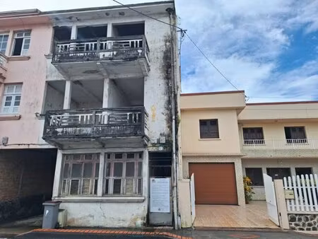 en vente immeuble de rapport – 110 000 € |saint-esprit