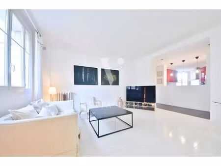 4 pièces de 95 m² élégant 3 chambres sur cour arborée