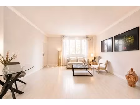 la garenne-colombes (sartoris) — 4 pièces 95 m²  3 chambres / rdc sur cour  au calme — idé