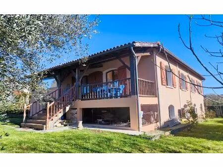 maison beaumarchés m² t-6 à vendre  160 000 €