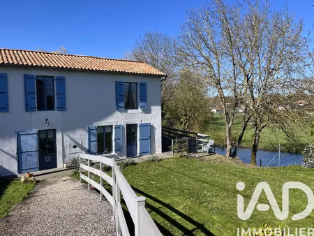 vente maison 6 pièces 182 m² sanxay (86600)