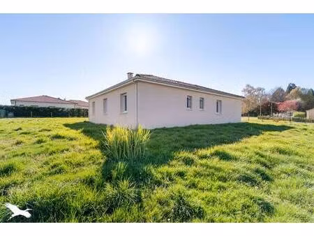 vente maison 5 pièces 90 m² cussac (87150)