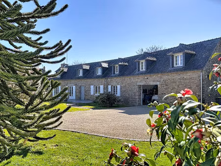 longère rénovée  190m²  4 chambres  garage  dépendance - nostang