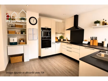 maison en impasse à rénover 126 m²  7 ares