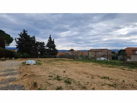 vente terrain 338 m² à pertuis (84120)  145 000 €