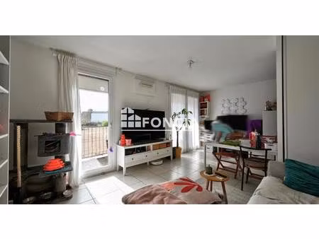 cergy préfecture  f2 vendu loué avec jardin et parking sous-sol