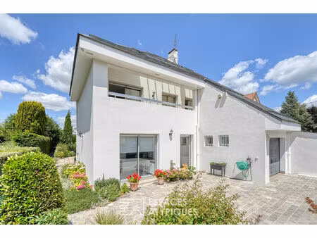 volumes et lumière ! signature architecturale au coeur du plessis bouchard