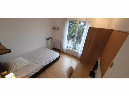 1 chambre dans maison en colocation cachan 6 pièce(s) 160 m2 meublée