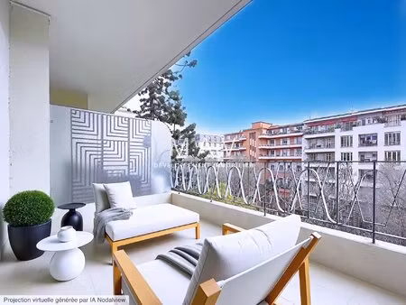 nice/dubouchage appartement 4 pièces luxueusement rénové terrasse vue dégagée