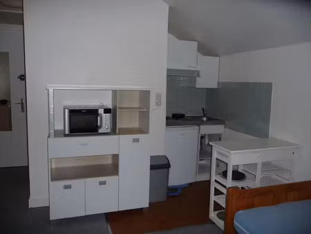 location meublée appartement 1 pièce 17 m² à palaiseau (91120)  552 €