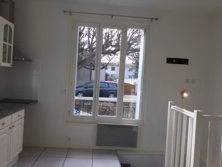 location meublée appartement 1 pièce 18 m² à bessancourt (95550)  575 €