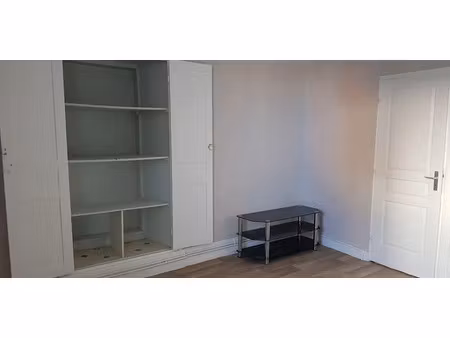 location appartement 1 pièce 24 m² à gueret (23000)  320 €