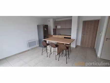 location appartement 2 pièces 41.38 m² à luc-la-primaube (12450)  580 €