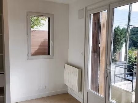 location appartement 1 pièce 16.3 m² à orsay (91400)  621 €