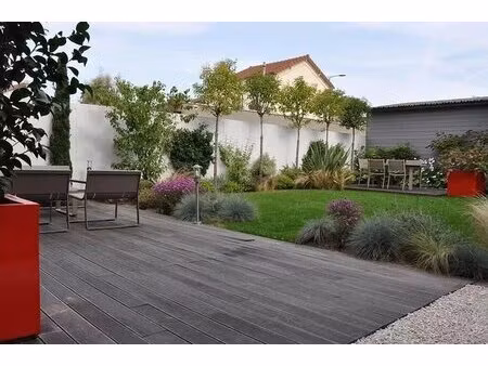 t4 traversant terrasse 300m2 de jardin parking