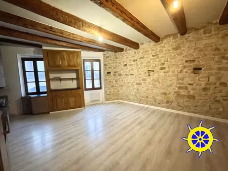 location appartement 4 pièces 77 m² à sigean (11130)  750 €