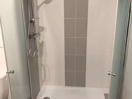 location meublée appartement 2 pièces 41 m² à aulnay-sous-bois (93600)  970 €