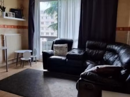 location meublée appartement 3 pièces 57 m² à fontenay-le-fleury (78330)  1 199 €