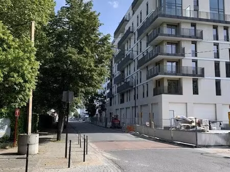 location meublée appartement 1 pièce 28 m² à rueil-malmaison (92500)  1 650 €