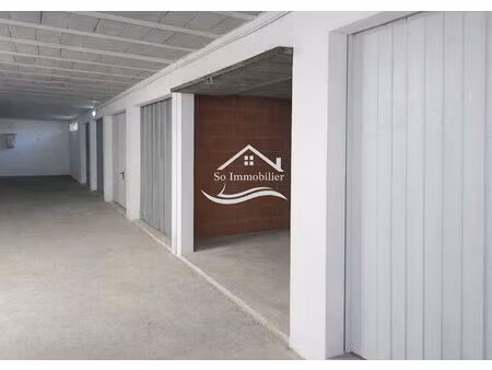 garage fermé de 15m² - résidence sécurisée au cap d'agde facile d'accès secteur port / cen