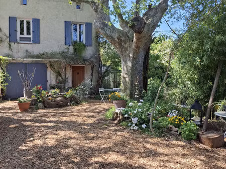 villa t3 climatisée de 80m² habitables avec remise de 40m² en rdc sur 640m² de terrain ent