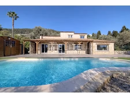 le tignet villa 208 m² + piscine vue dégagée sur le lac de saint cassien  mer et collines 