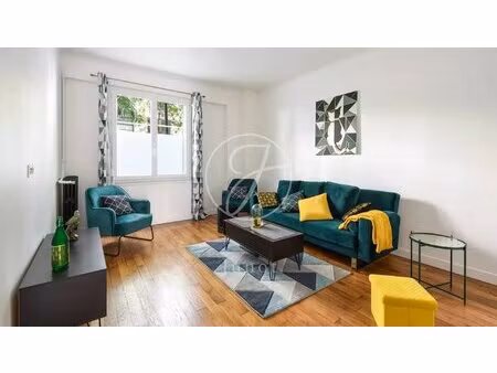 paris 18e - rue caulaincourt / lamarck - studio meublé à louer - 30 18m² carrez.