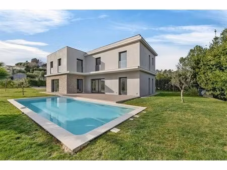 achat : maison (06250)