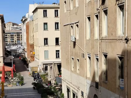 achat local professionnel 81m² marseille 1er