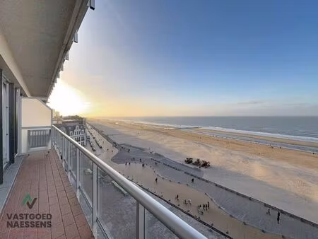 schitterend vernieuwd 2 slpk app - zicht op zee en terrassen