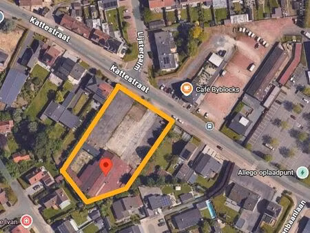 projectgrond op topligging !