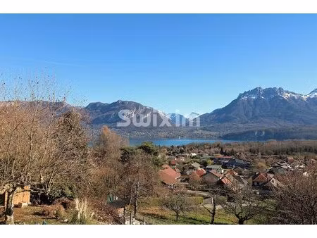maison individuelle offrant un panorama exceptionnel sur le lac et les massifs