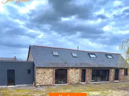 vente maison 8 pièces 200 m² à brains-sur-les-marches (53350)  224 000 €