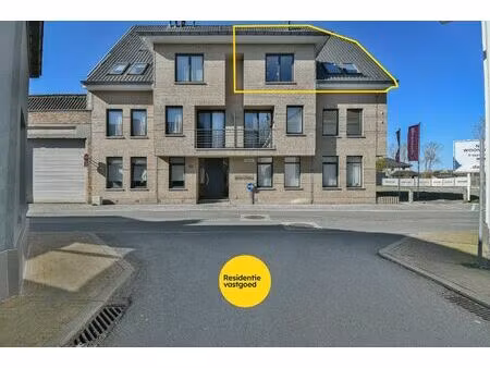 instapklaar duplex appartement in centrum oudenburg