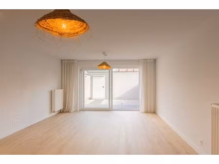 prachtig appartement mét garage te westkapelle